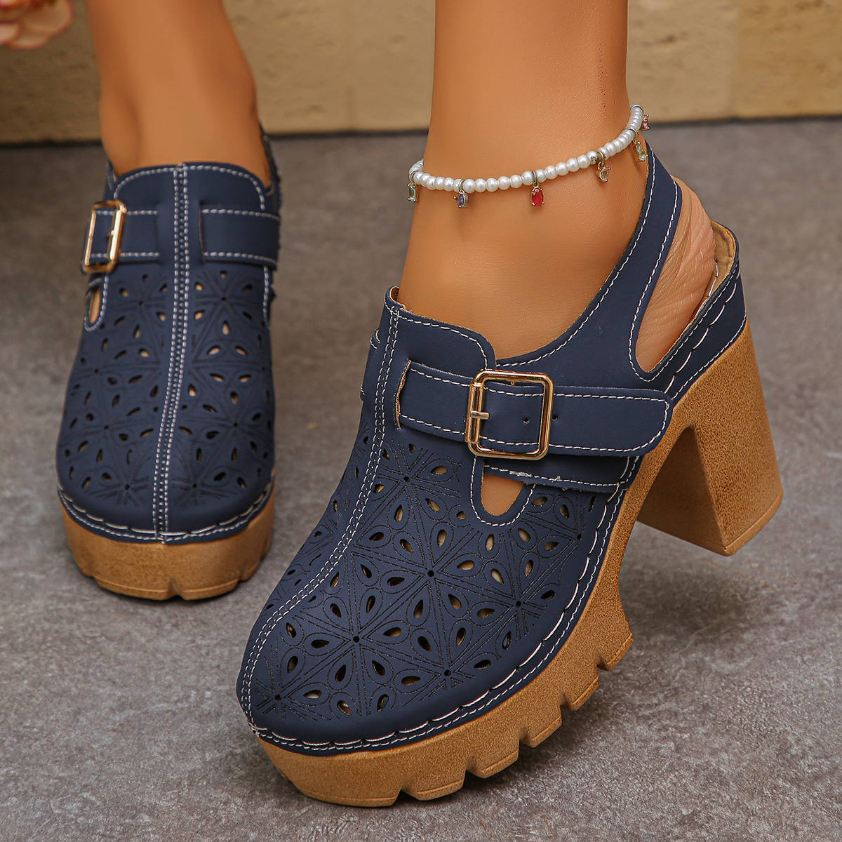 Large Size Women's Thick Heel  – Casual Sandal Leather Bewertung und Preis